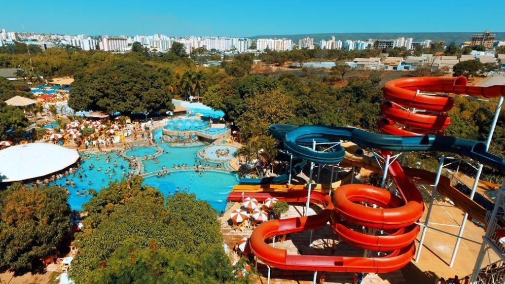 Piazza Diroma - Cortesia Park Diroma, Splash E Slide * Caldas Novas