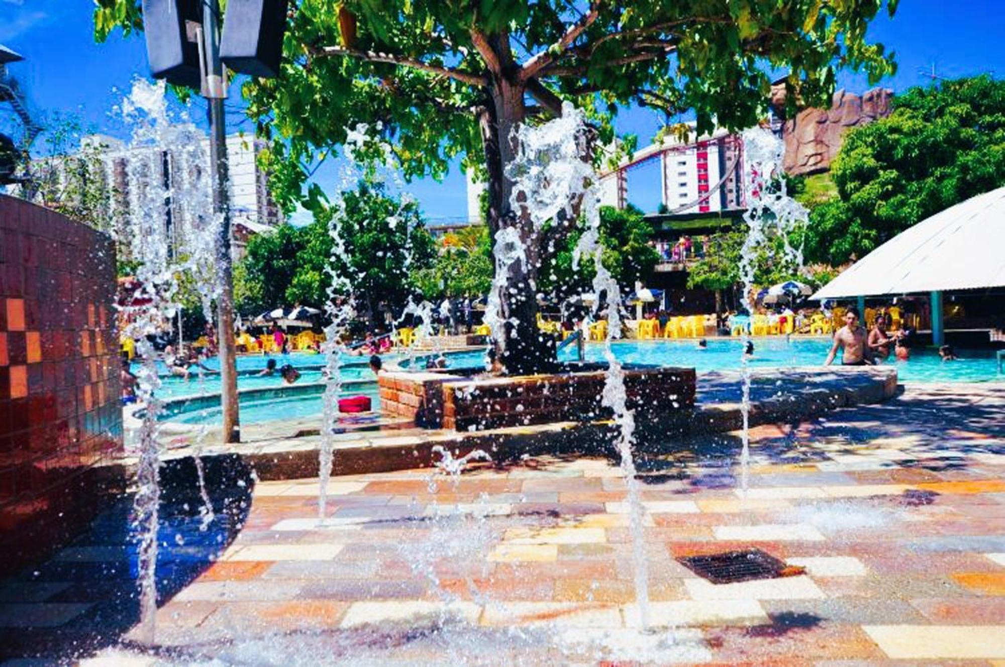 Piazza Diroma - Cortesia Park Diroma, Splash E Slide